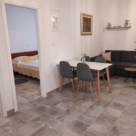 Bepi Apartment *